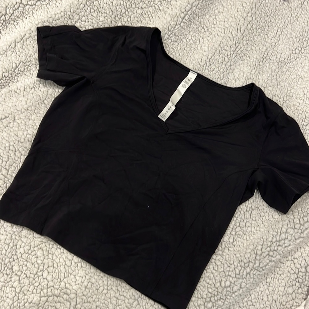 lululemon tshirt